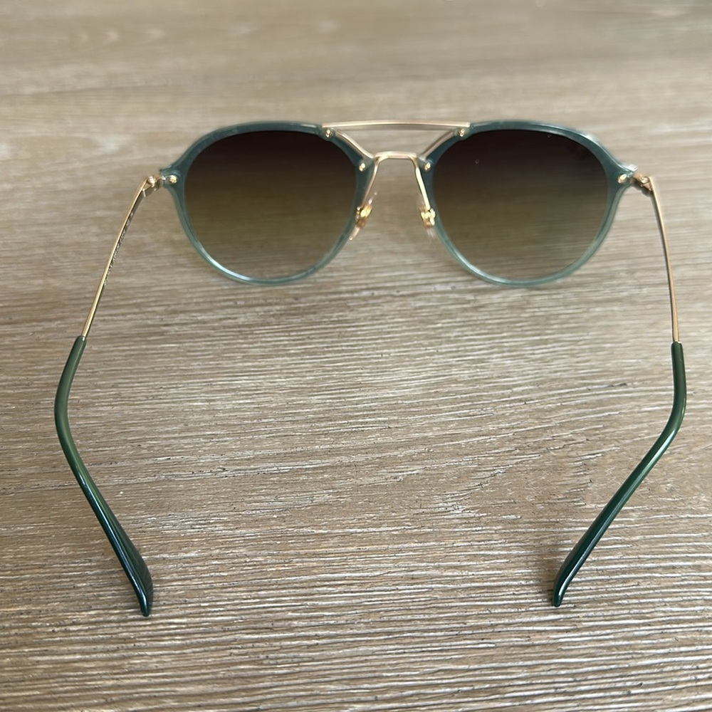 Ray-Ban Green lens gold frame Sunglasses - Picture 4 of 5